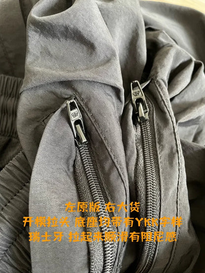 사탄 / 발렌시아가 나일론 루즈핏 쇼츠