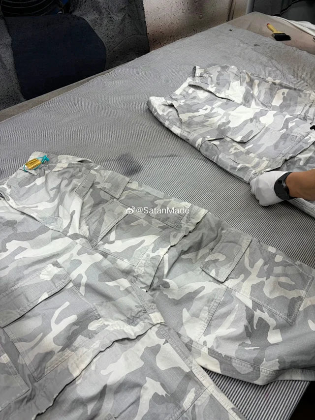 사탄 / 발렌시아가 워싱 디스트로이드 카모 카고 팬츠