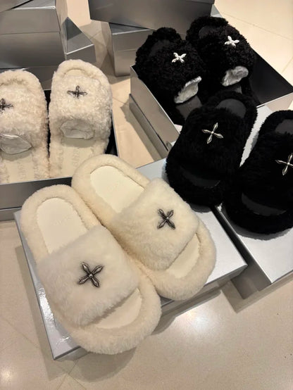 MK / 에스엠에프케이 컴퍼스 퍼 슬리퍼