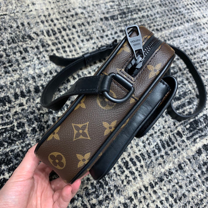 oc factory/Louis Vuitton small shoulder bag