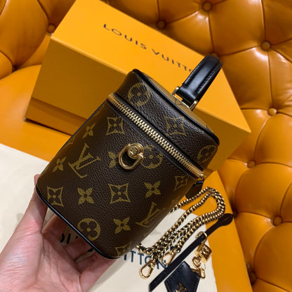 OC Factory/Louis Vuitton Square Bag