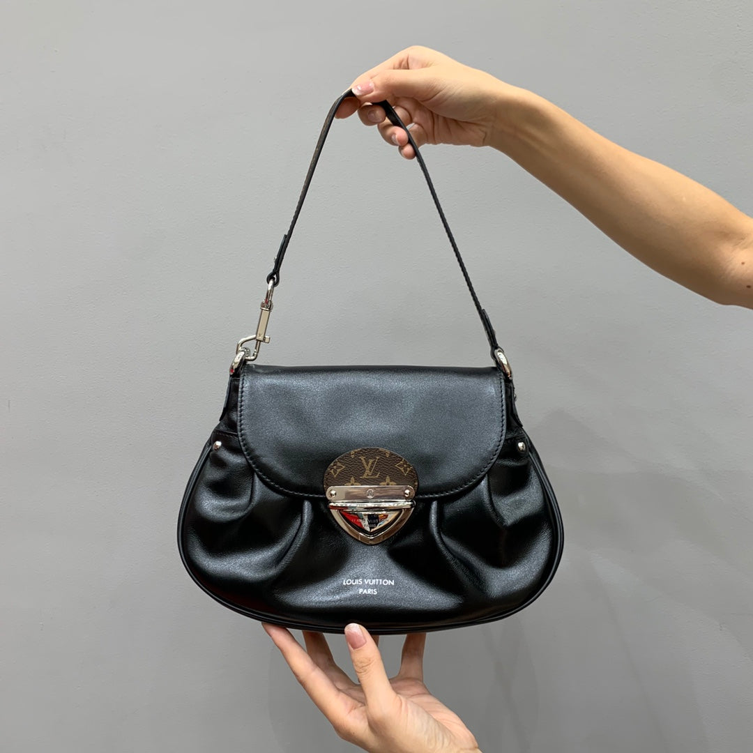 OC Factory/Louis Vuitton Armpit Bag