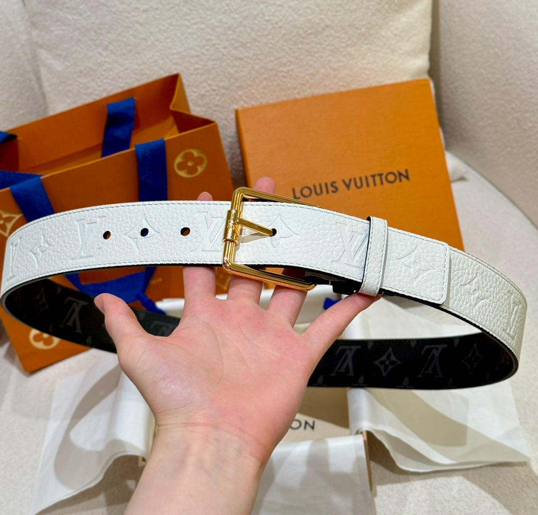Louis Vuitton belt