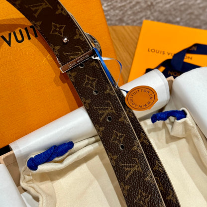 Women's Louis Vuitton belt