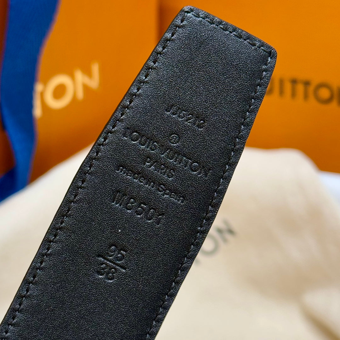 Louis Vuitton belt