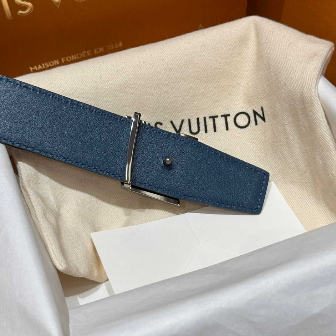 Louis Vuitton belt
