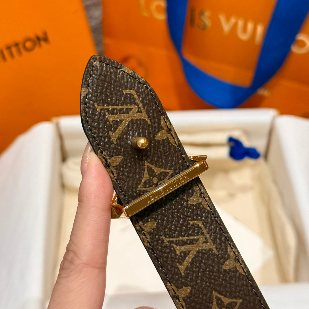 Women's Louis Vuitton belt