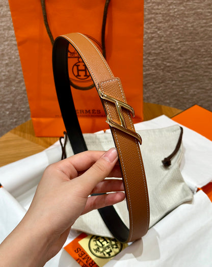 Women's Hermes belt