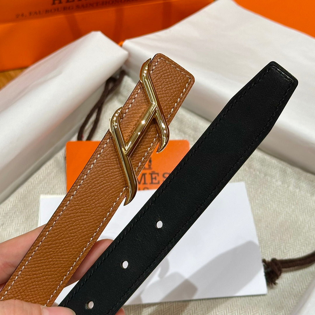 Women's Hermes belt