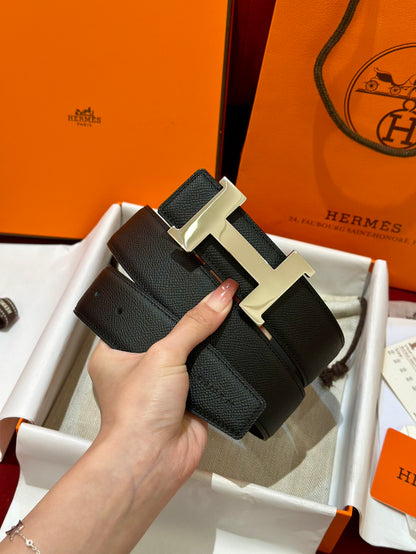 Hermès belt