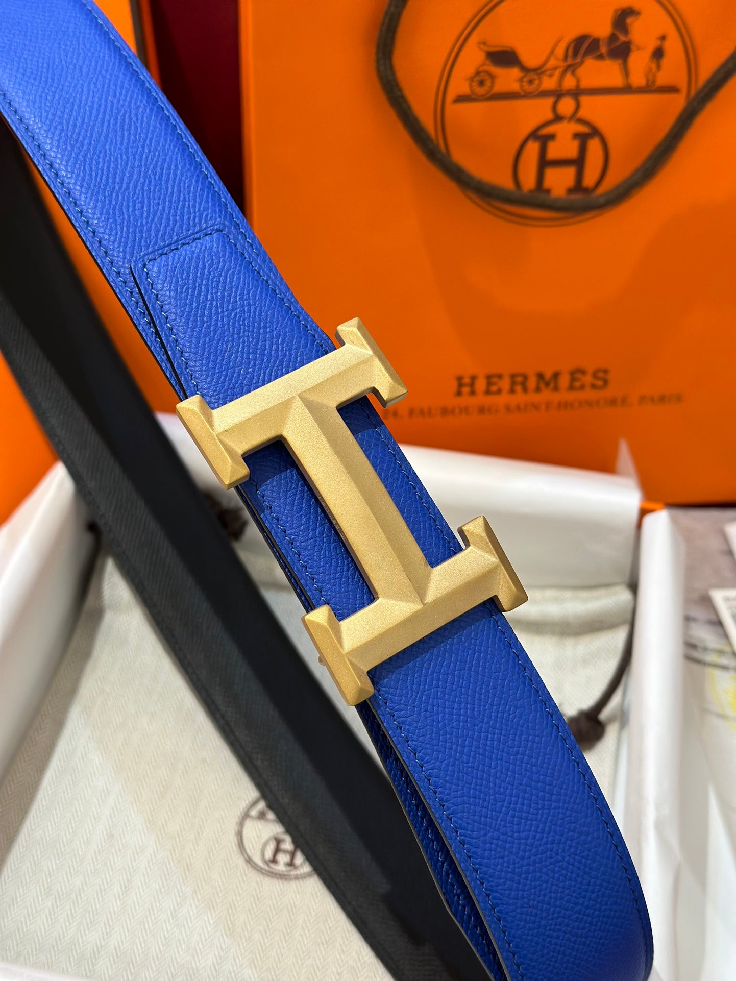 Hermès belt