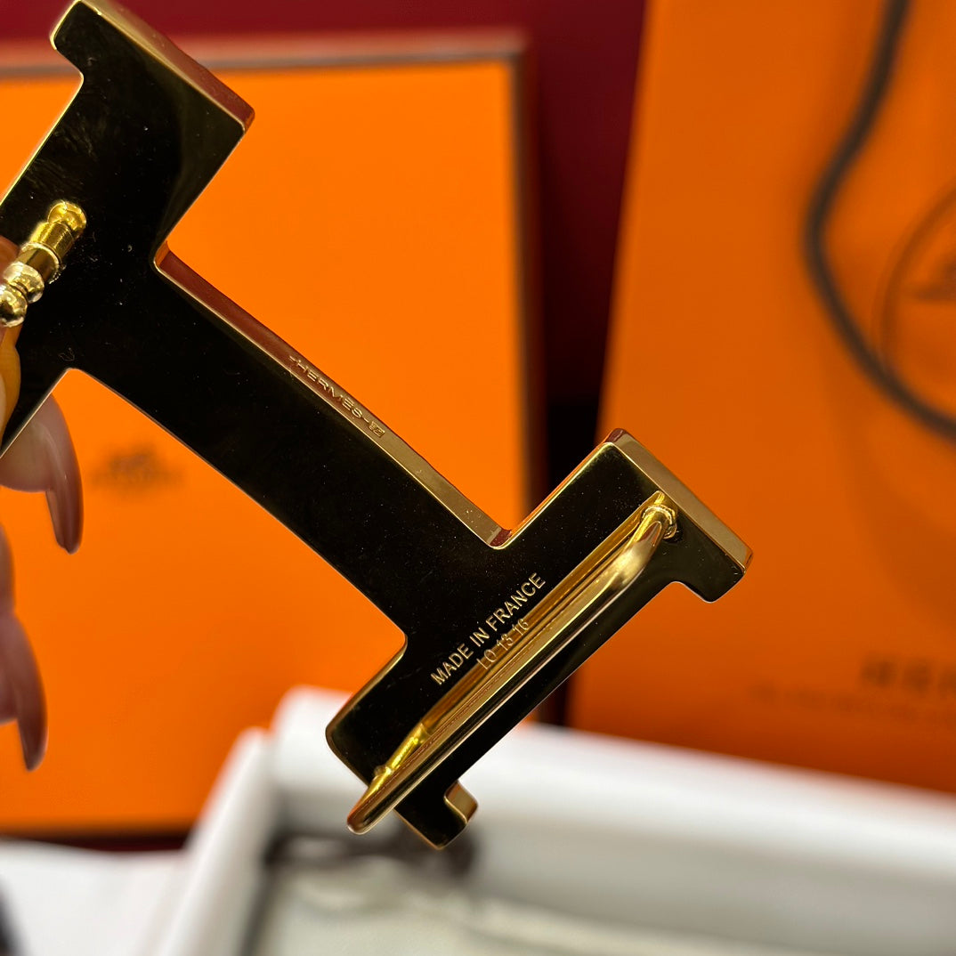 Hermès belt