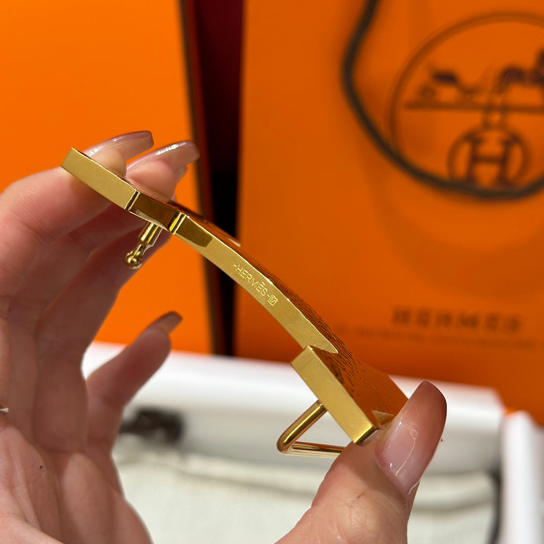 Hermès belt