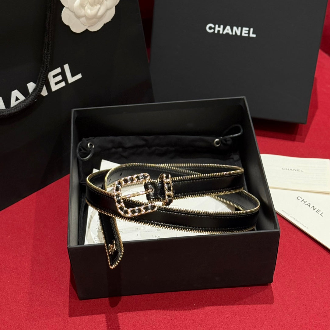 Women's Chanel belt