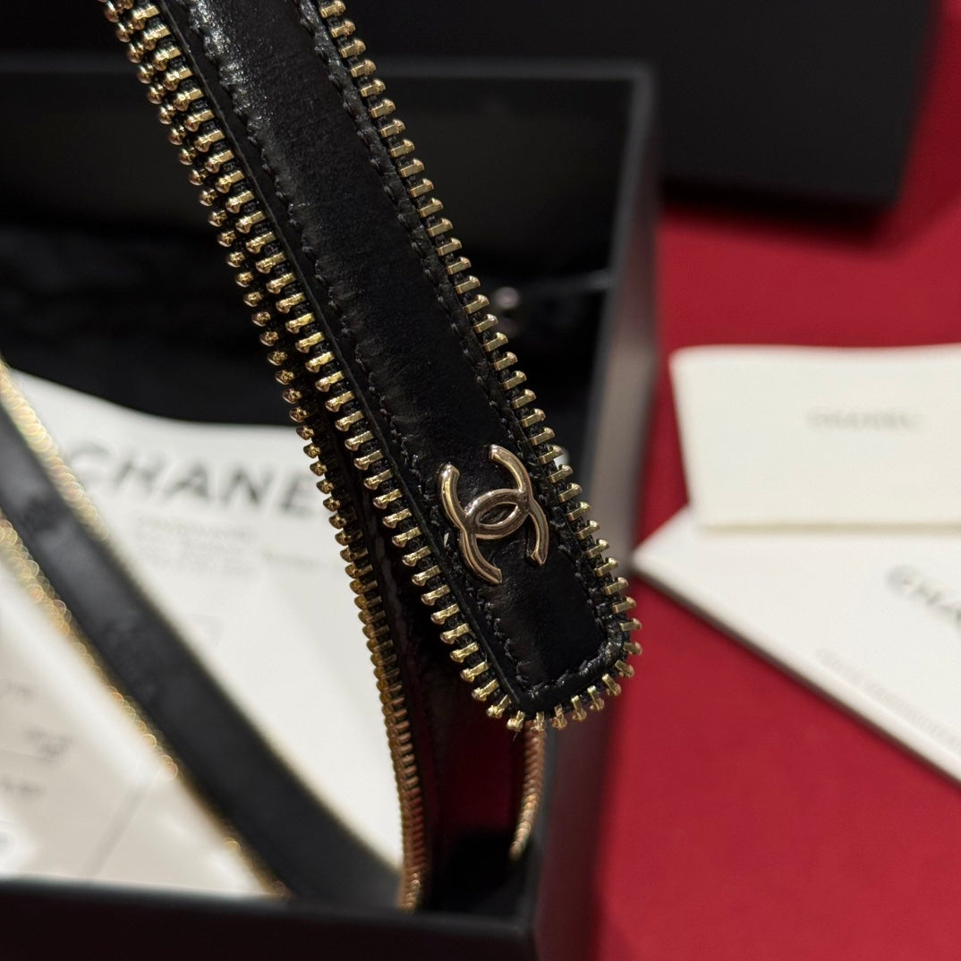 Women's Chanel belt