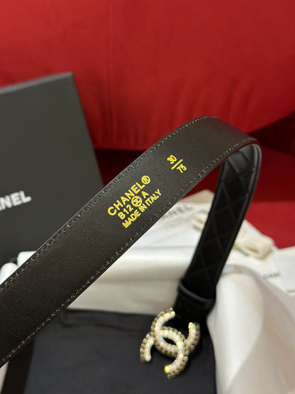 Women's Chanel belt