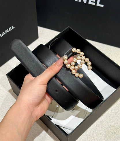 Women's Chanel belt
