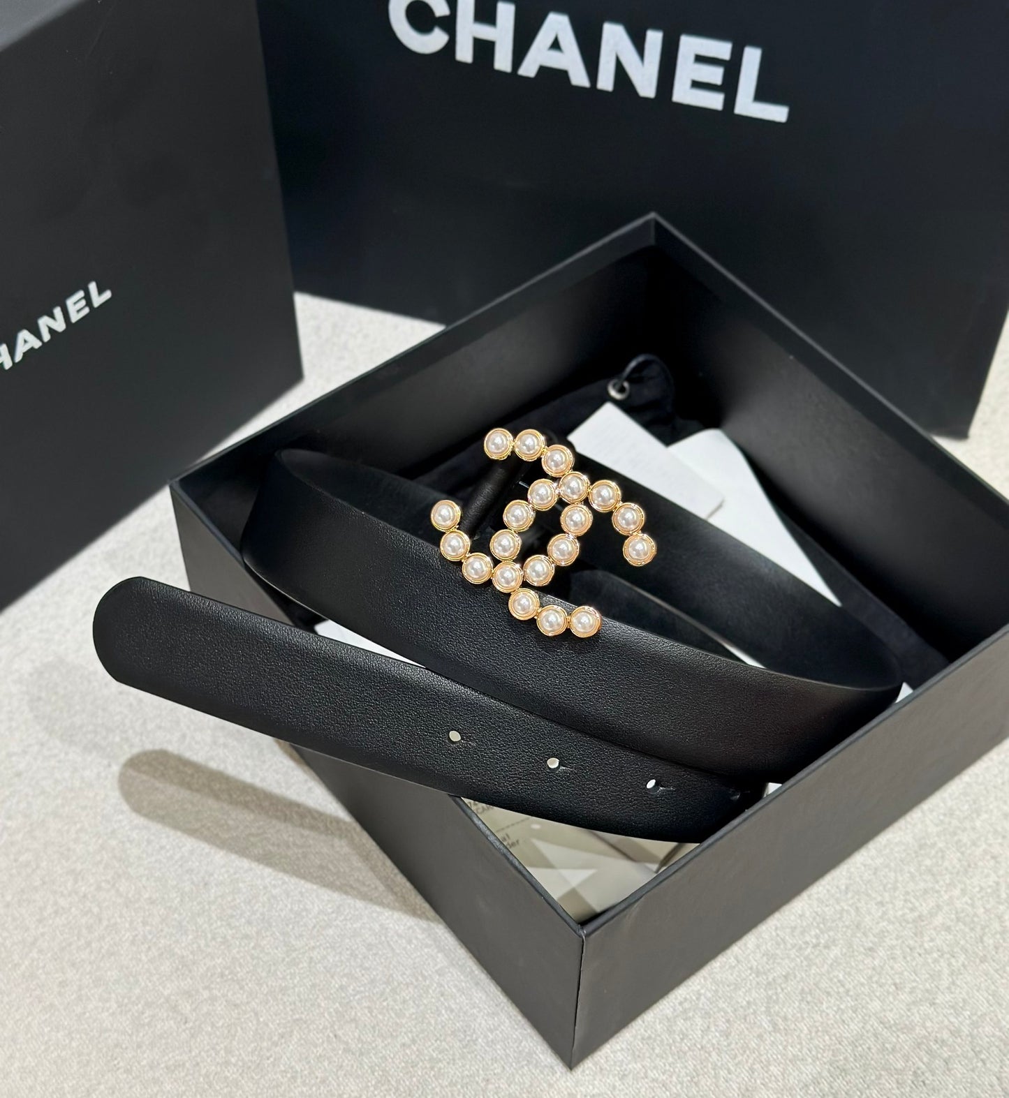 Women's Chanel belt