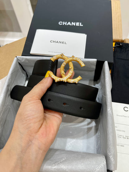Women's Chanel belt