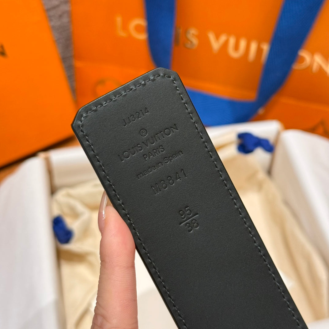 Louis Vuitton belt