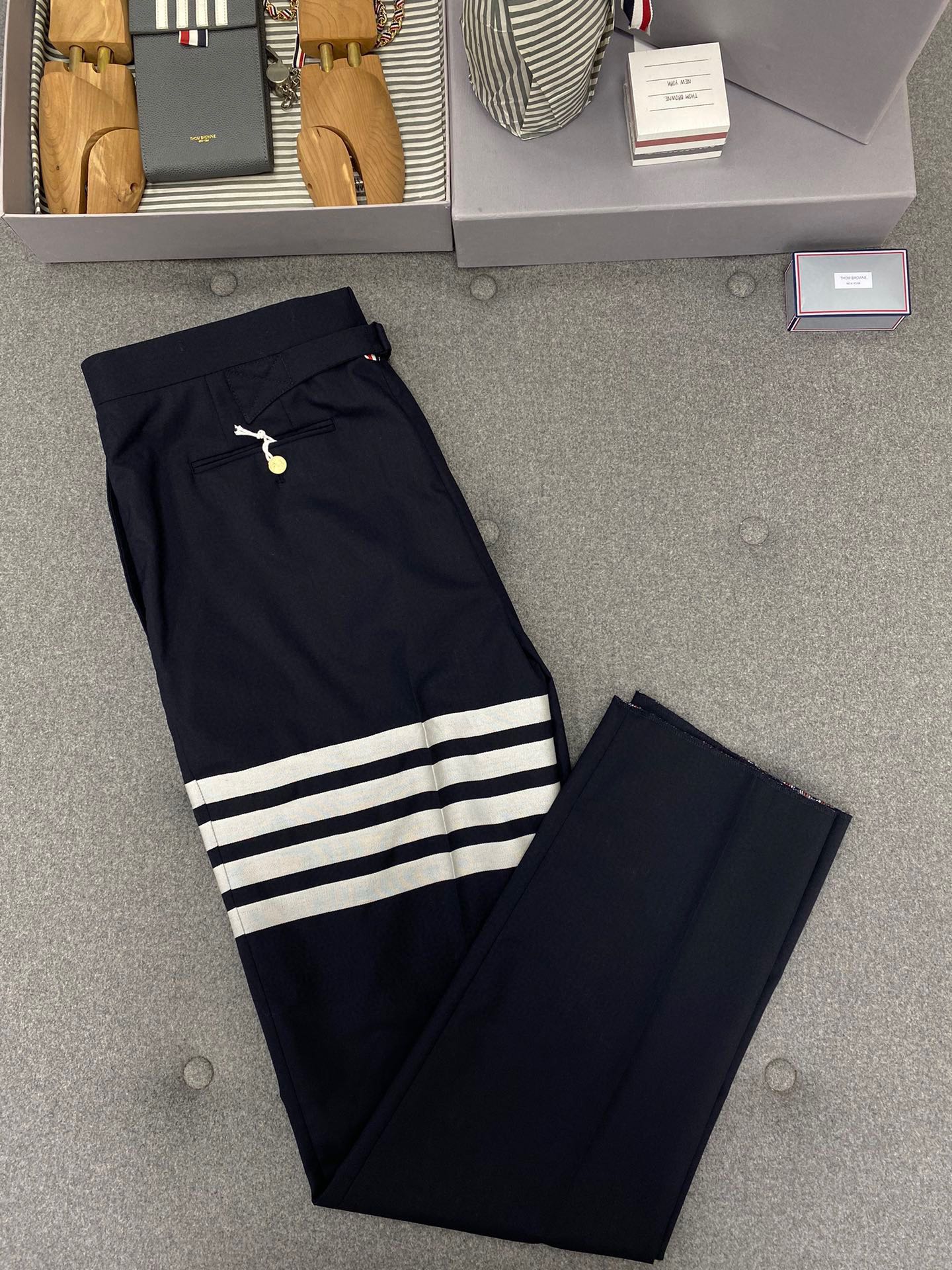 TJ Xeller/Thom Browne Men's Suit Trousers