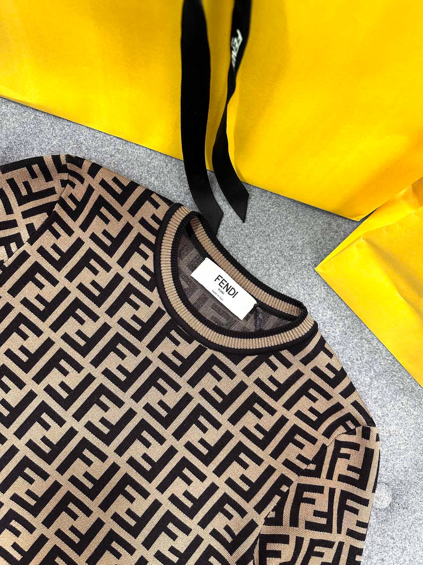 TJ Seller/Fendi Women's Pattern Knit