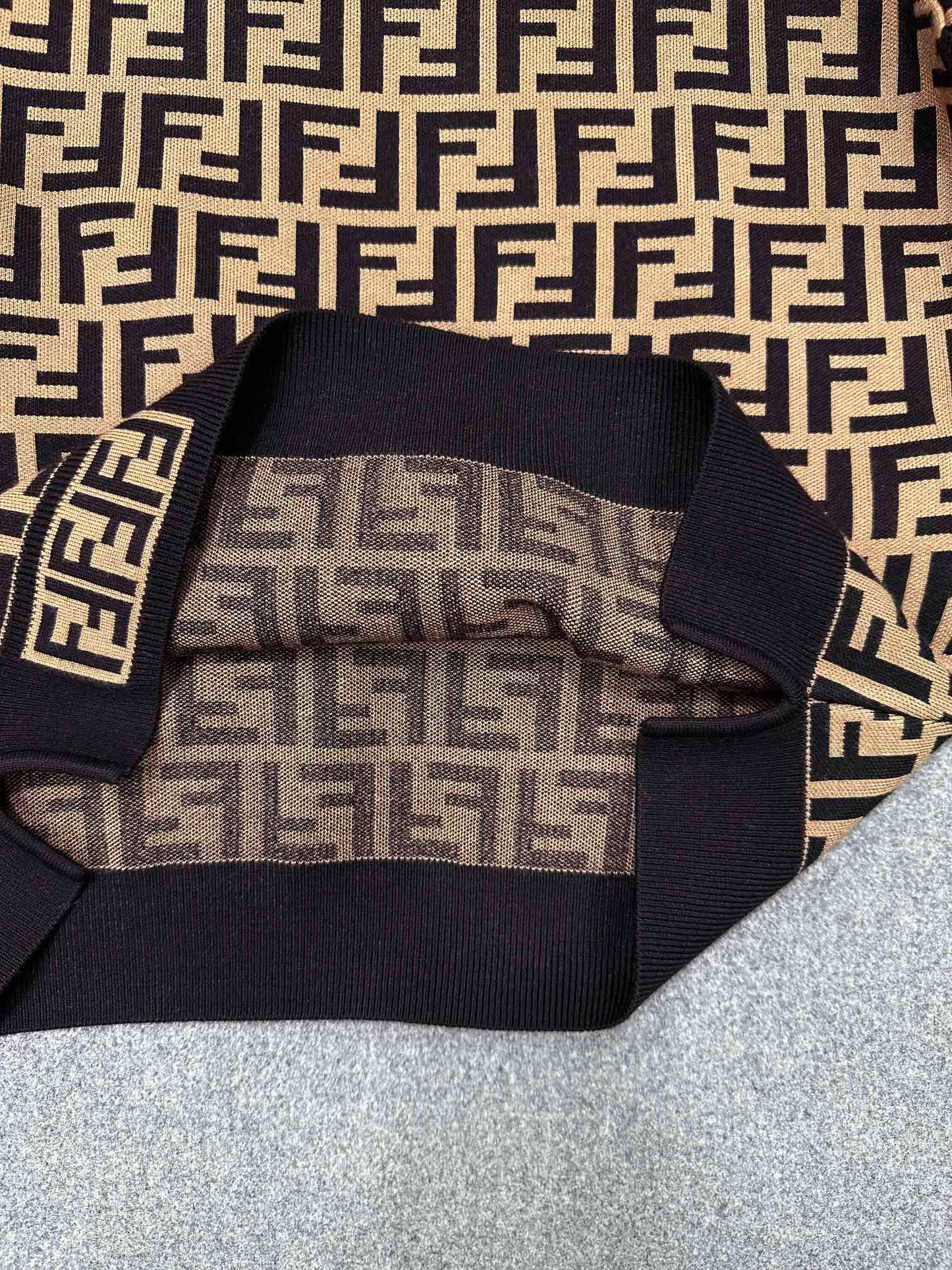 TJ Seller/Fendi Women's Pattern Knit