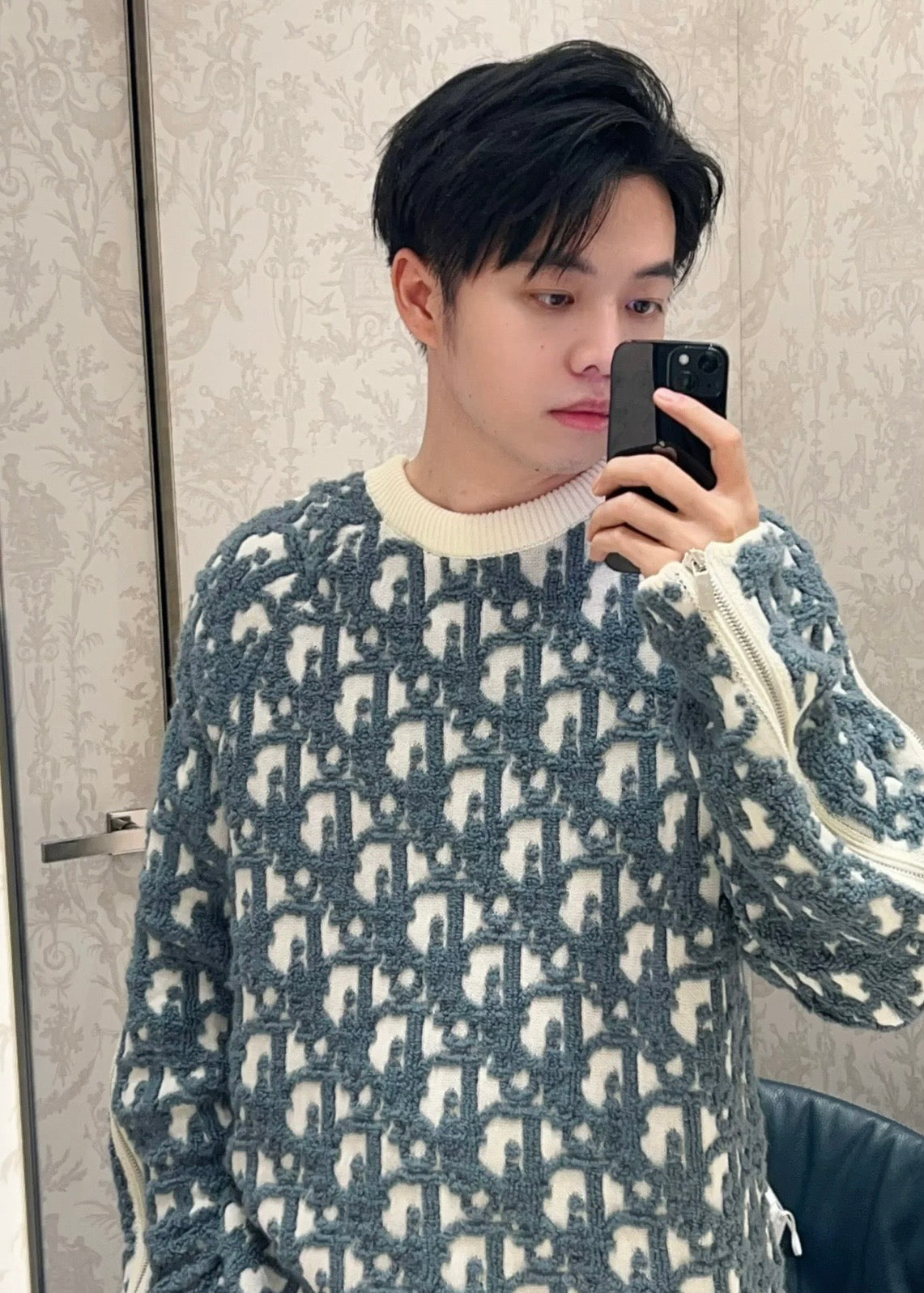 TJ셀러/ 디올 남성 니트