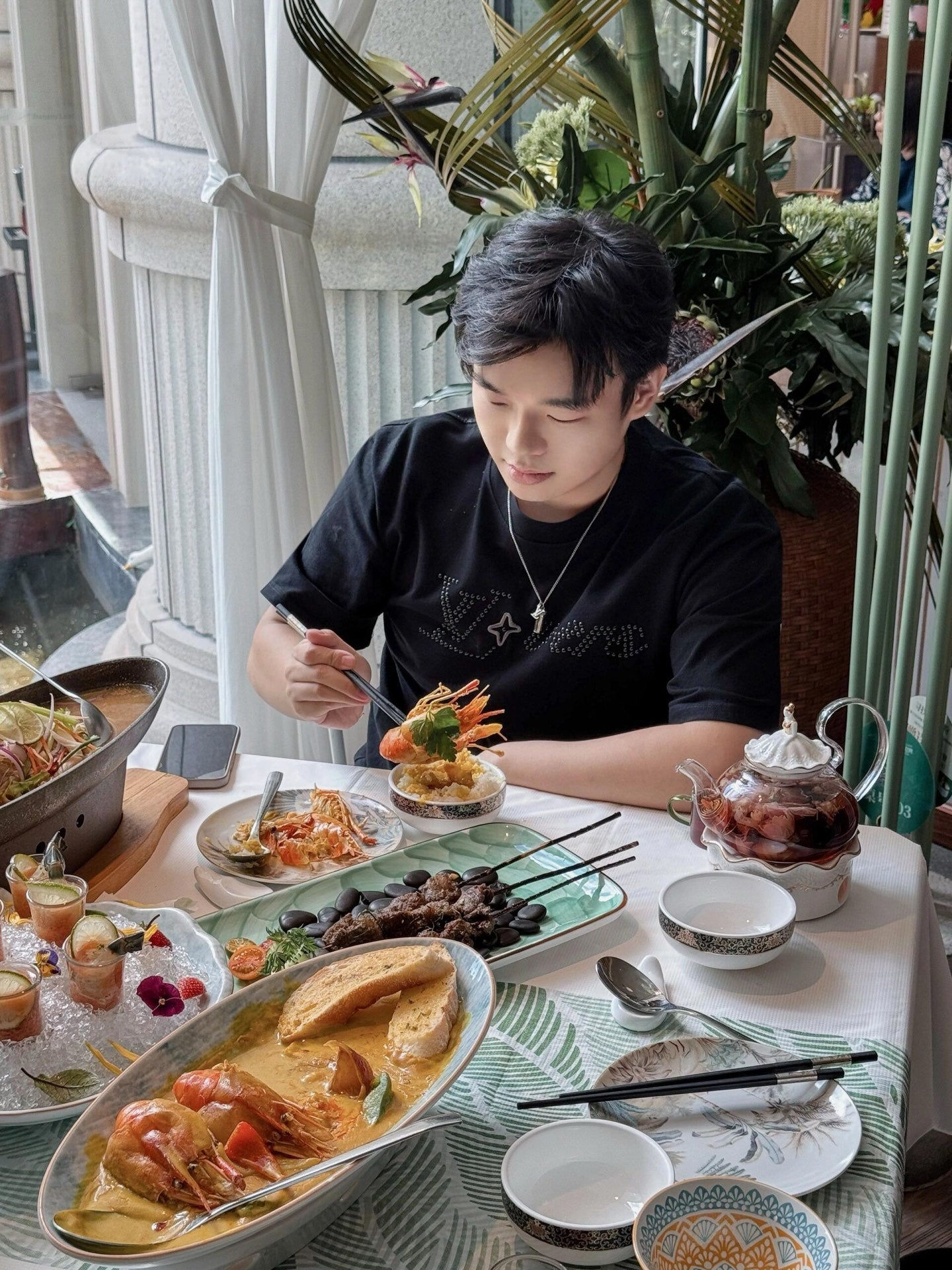 R공장/루이비통 남성 반팔 티셔츠