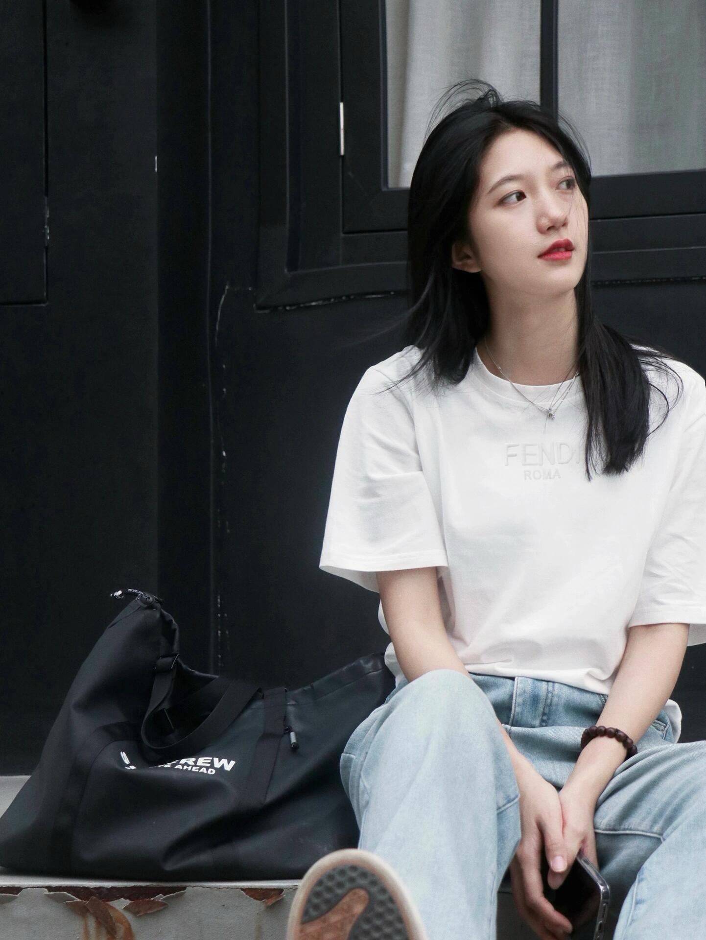 R공장 / 펜디 남성 반팔티