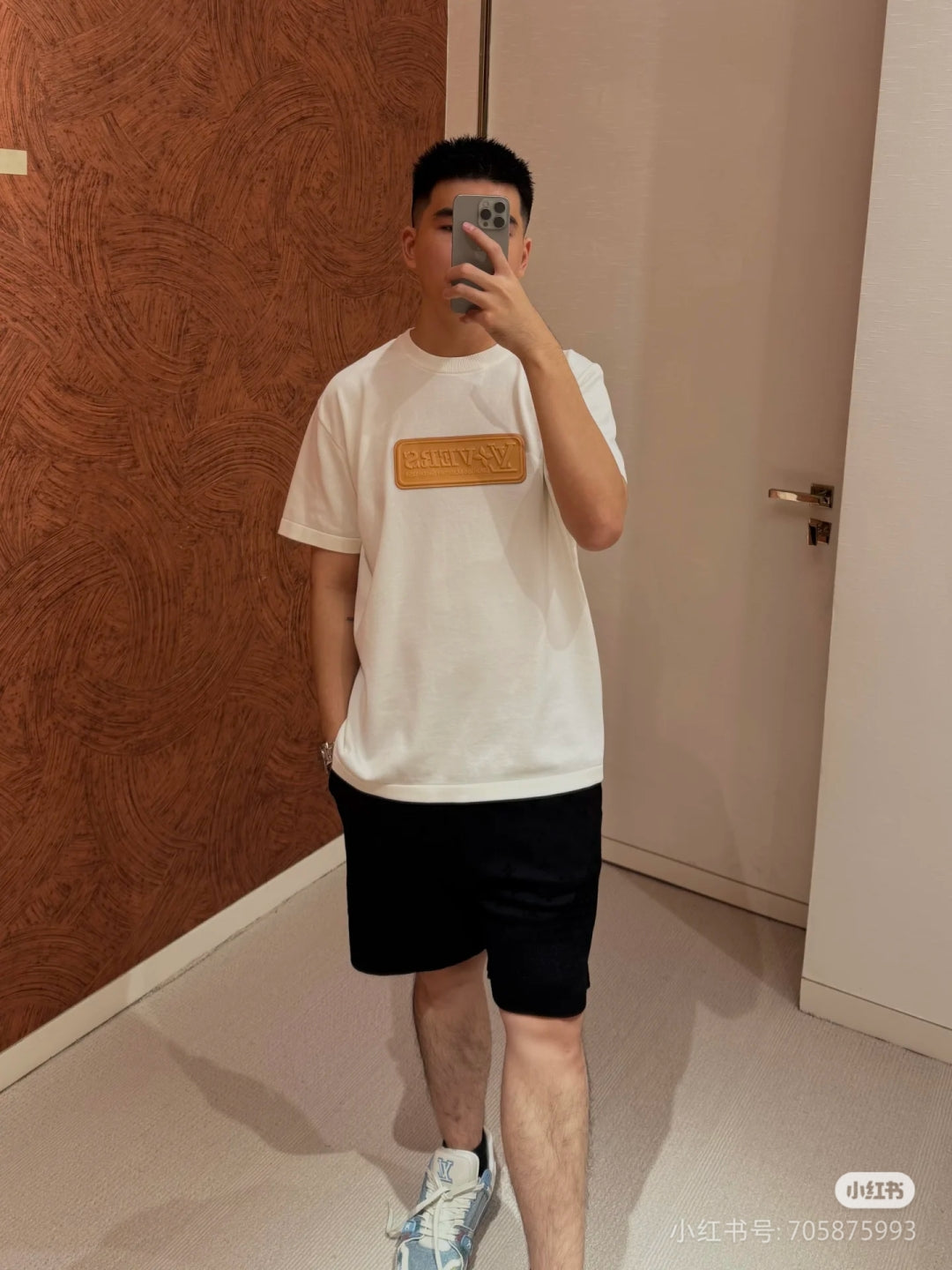 체인2호 / 루이비통 남성 반팔 티셔츠