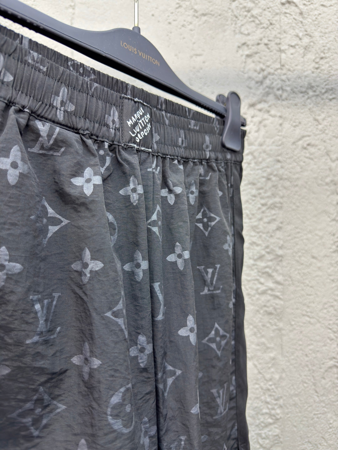 Chain 2 / Louis Vuitton Men's Shorts