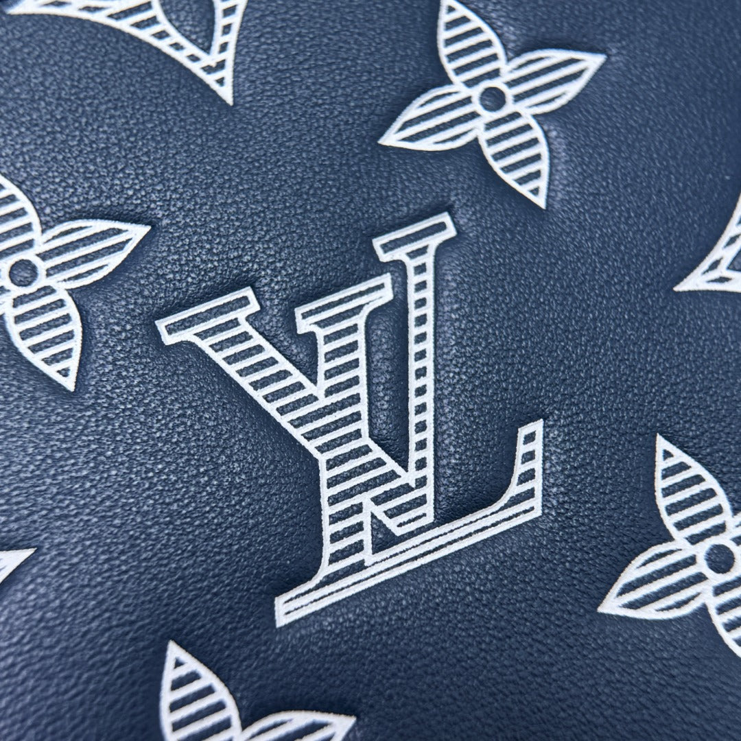 God Factory / Louis Vuitton Wallet