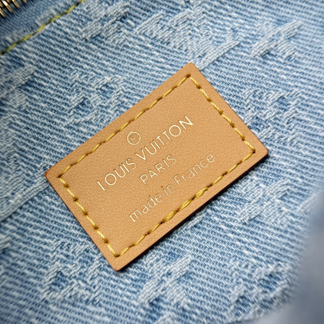 GodFactory / Louis Vuitton Shoulder Bag Crossbody Bag