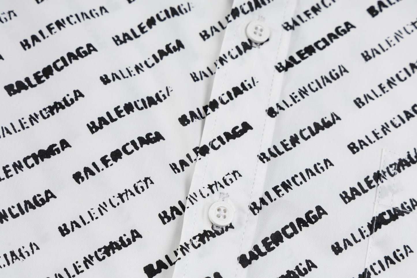 Chain 2 / Balenciaga Men's Shirt