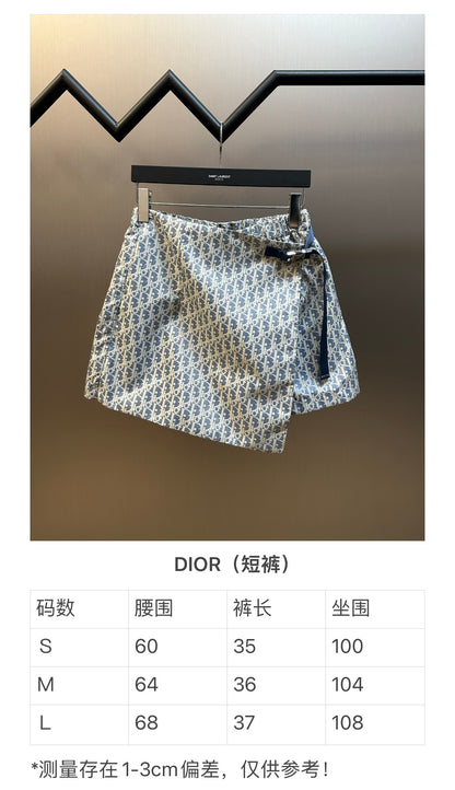 Chain 2 / Dior Women's Shorts