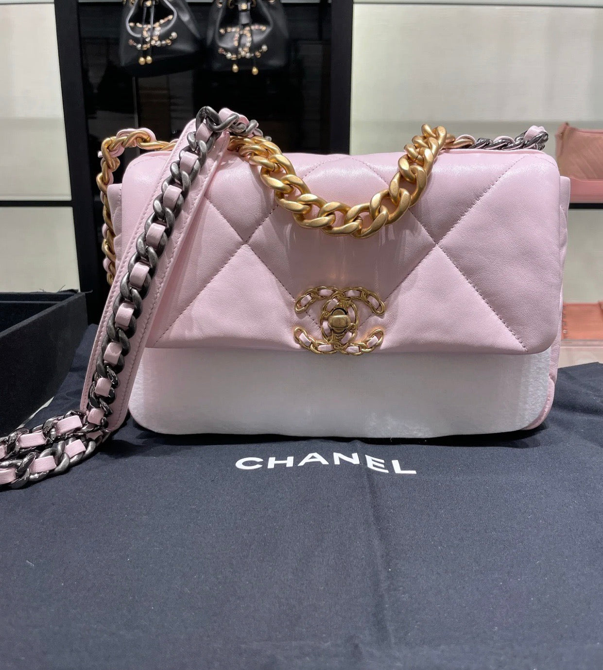 지존 / 샤넬 가방 19Bag 핸드백 크로스백