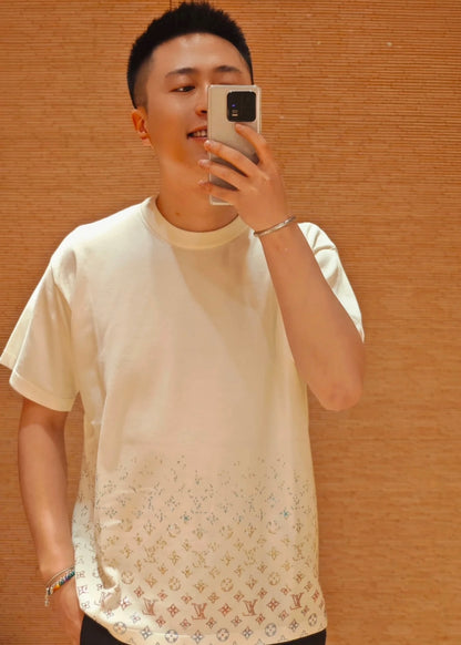 TJ셀러 / 루이비통 남성 반팔 티셔츠