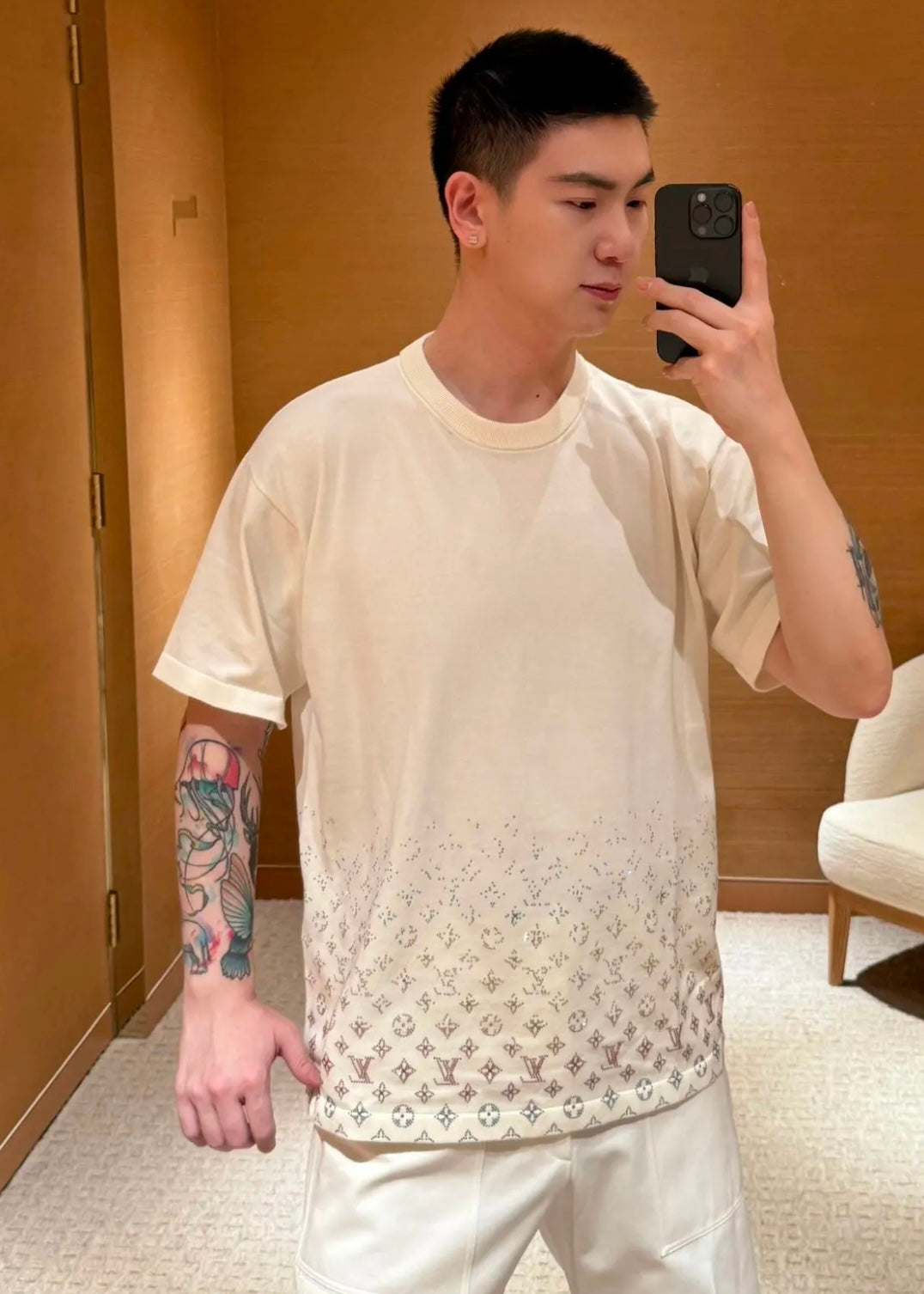 TJ셀러 / 루이비통 남성 반팔 티셔츠