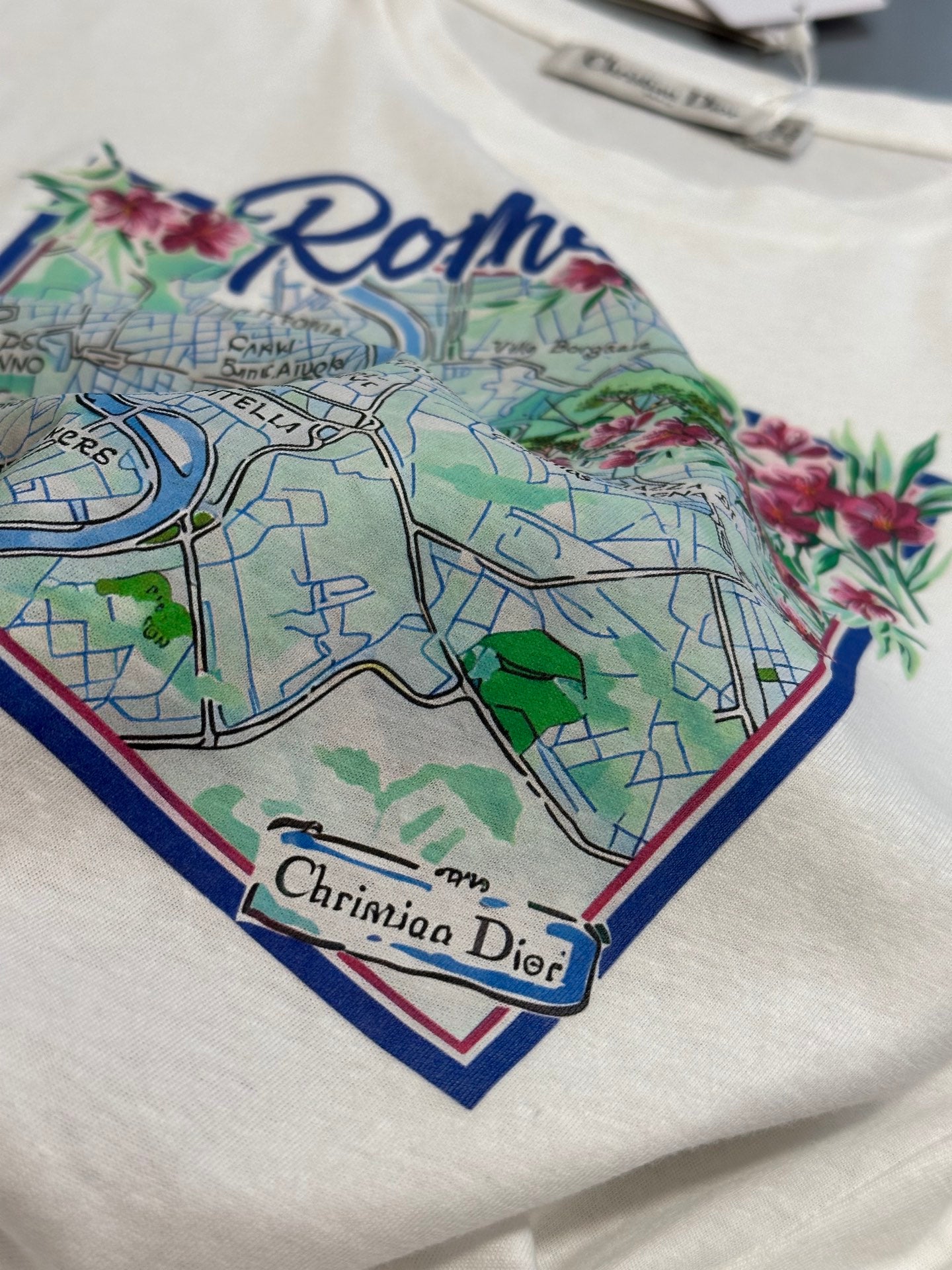 체인2호 / Dior Women's Souvenir Print Short-Sleeve T-Shirt
