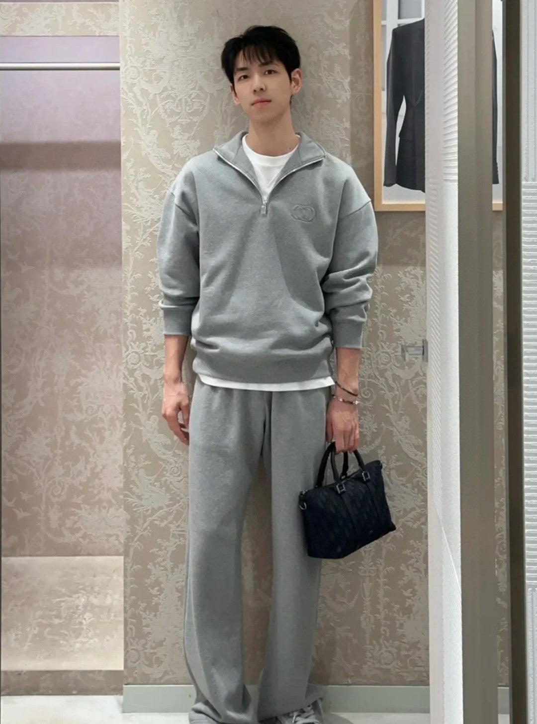 Chain 2 / Dior Men's Embroidered Gray Pants