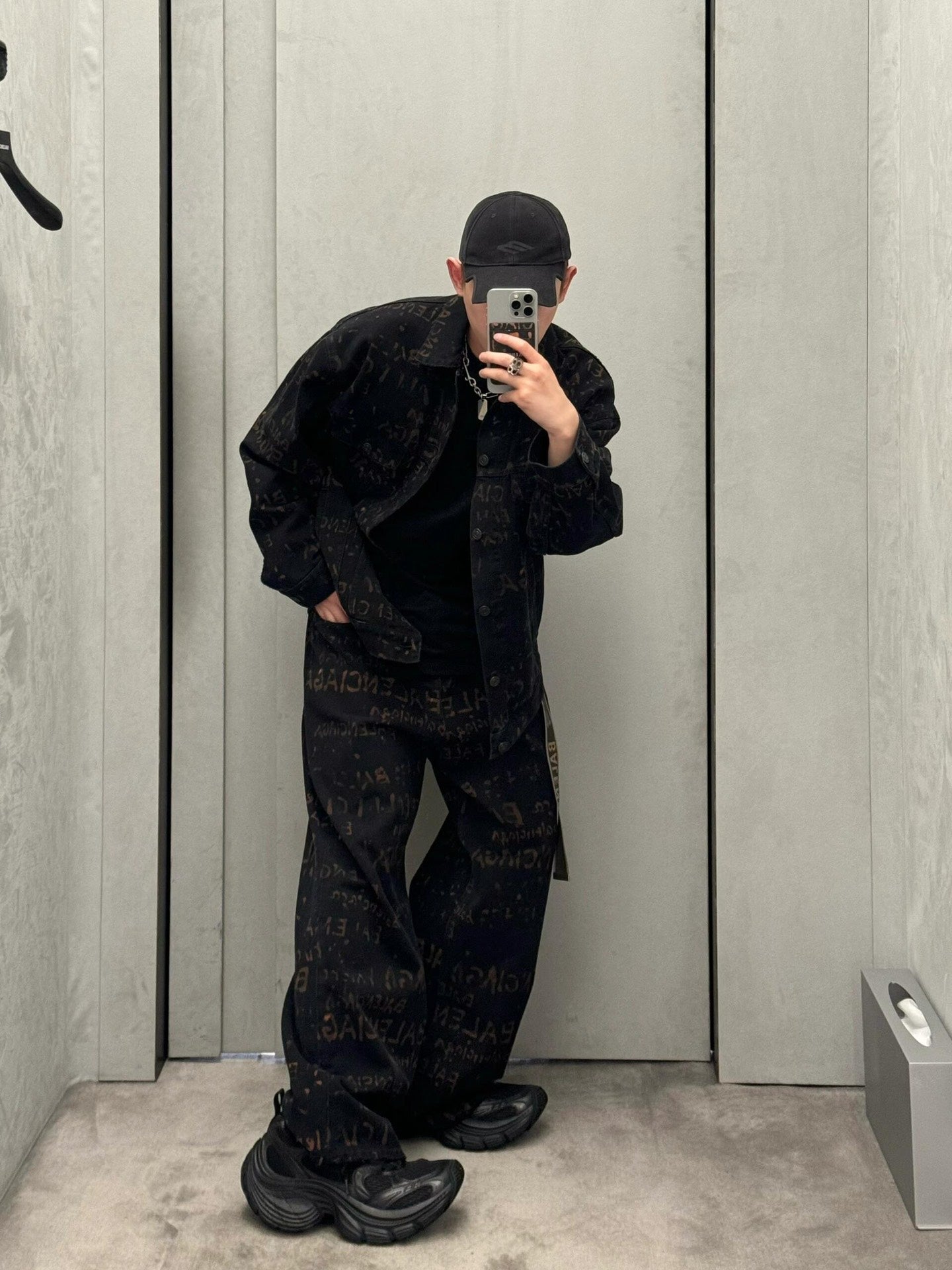 GTR / 발렌시아가 남성 청바지