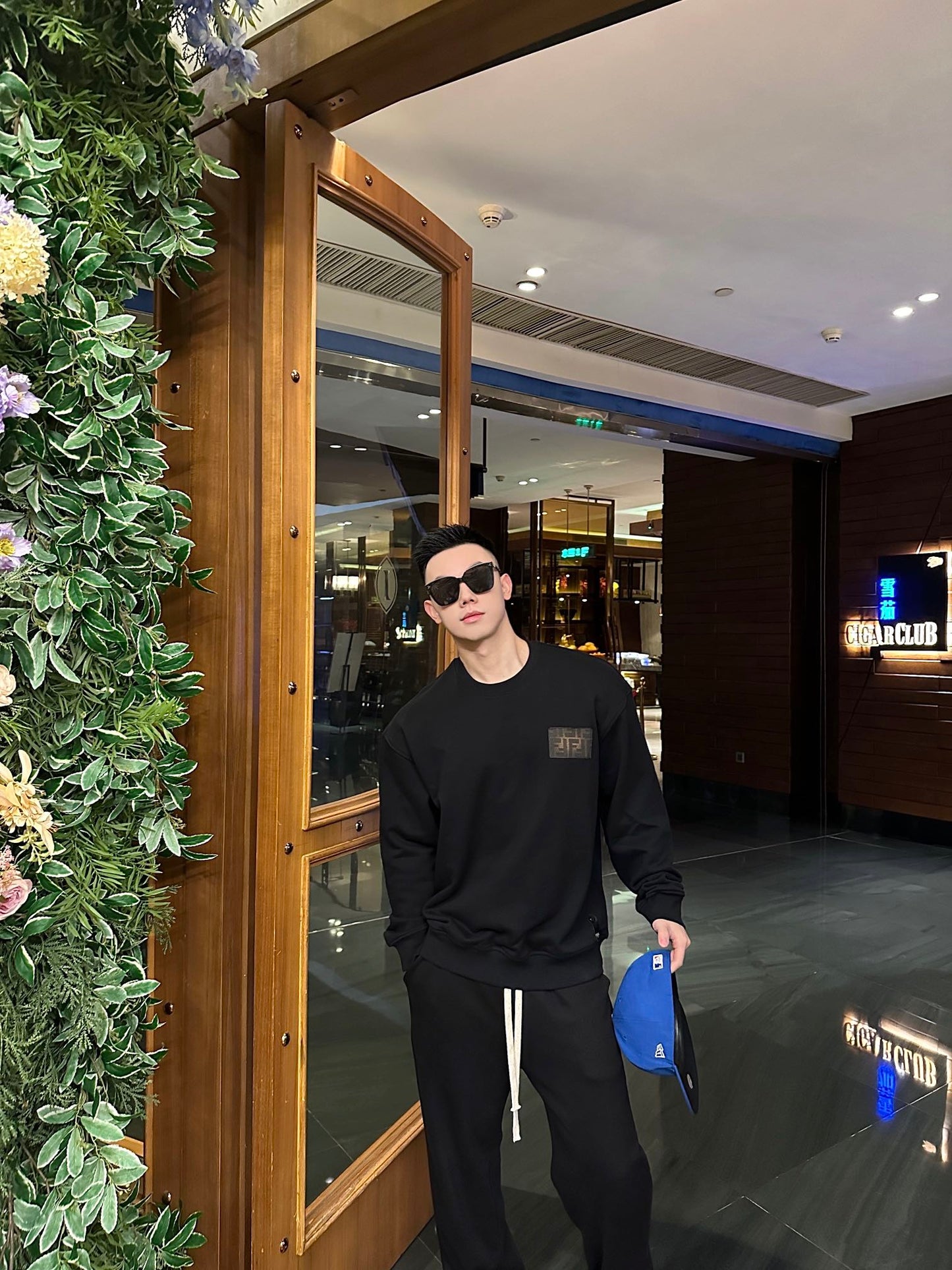 GTR / 펜디 남성 로고 라운드넥 맨투맨