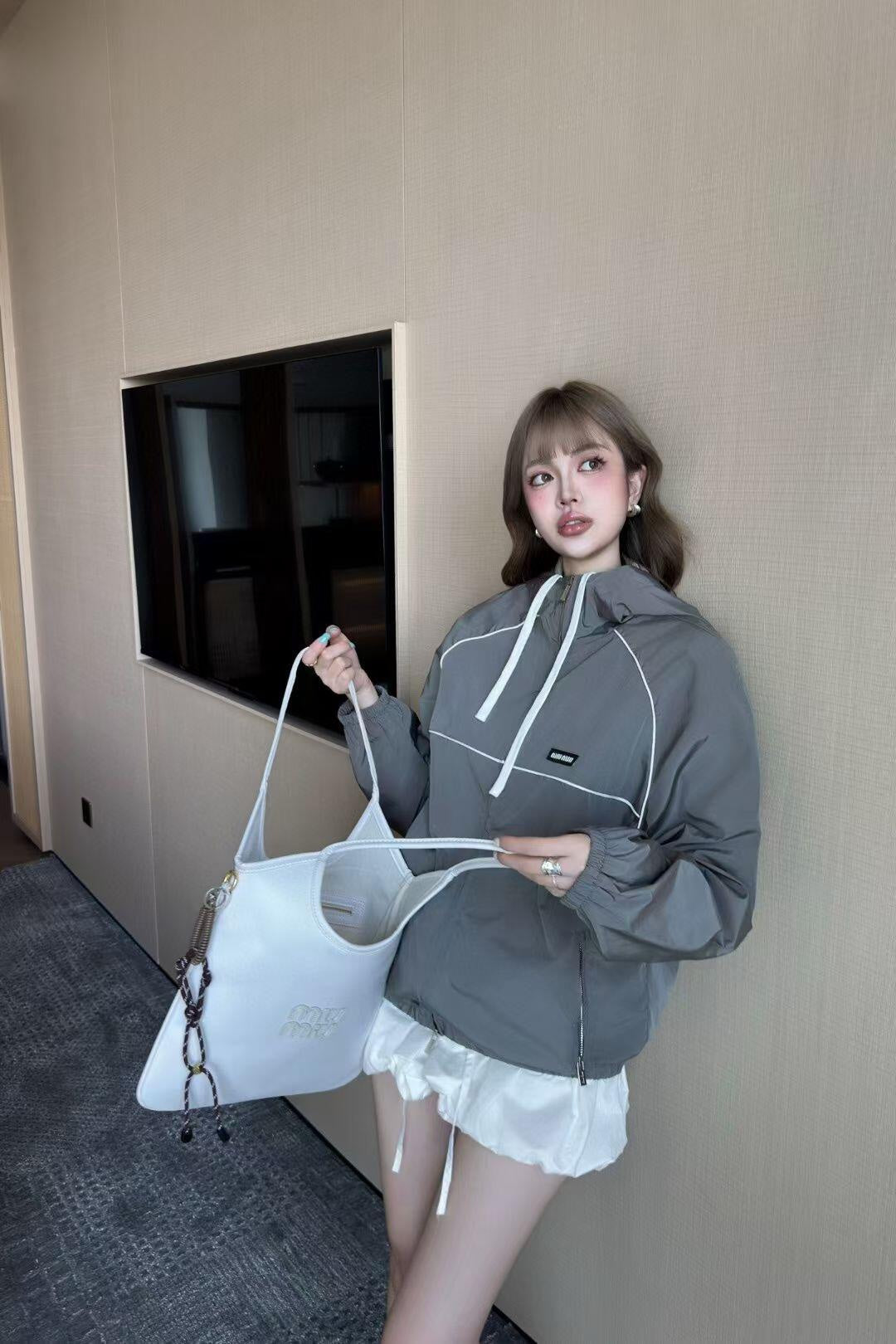 GTR / 미우미우 남성 여성 후드 재킷