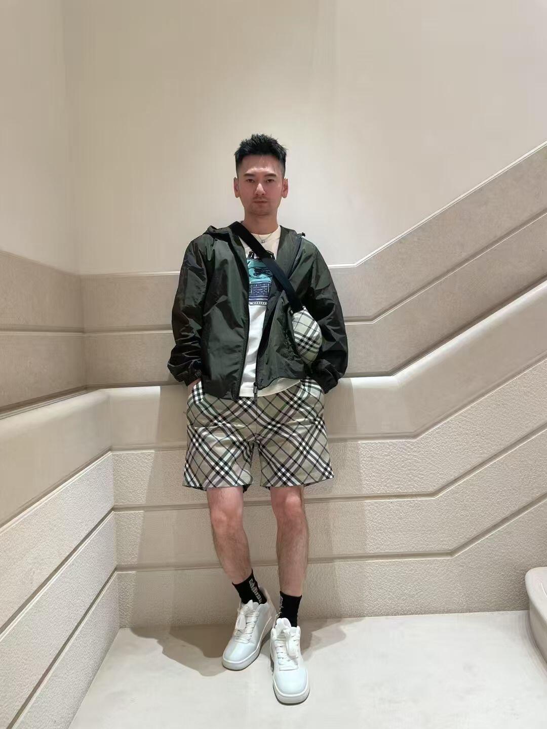 R공장 / 버버리 남성 나일론 자켓
