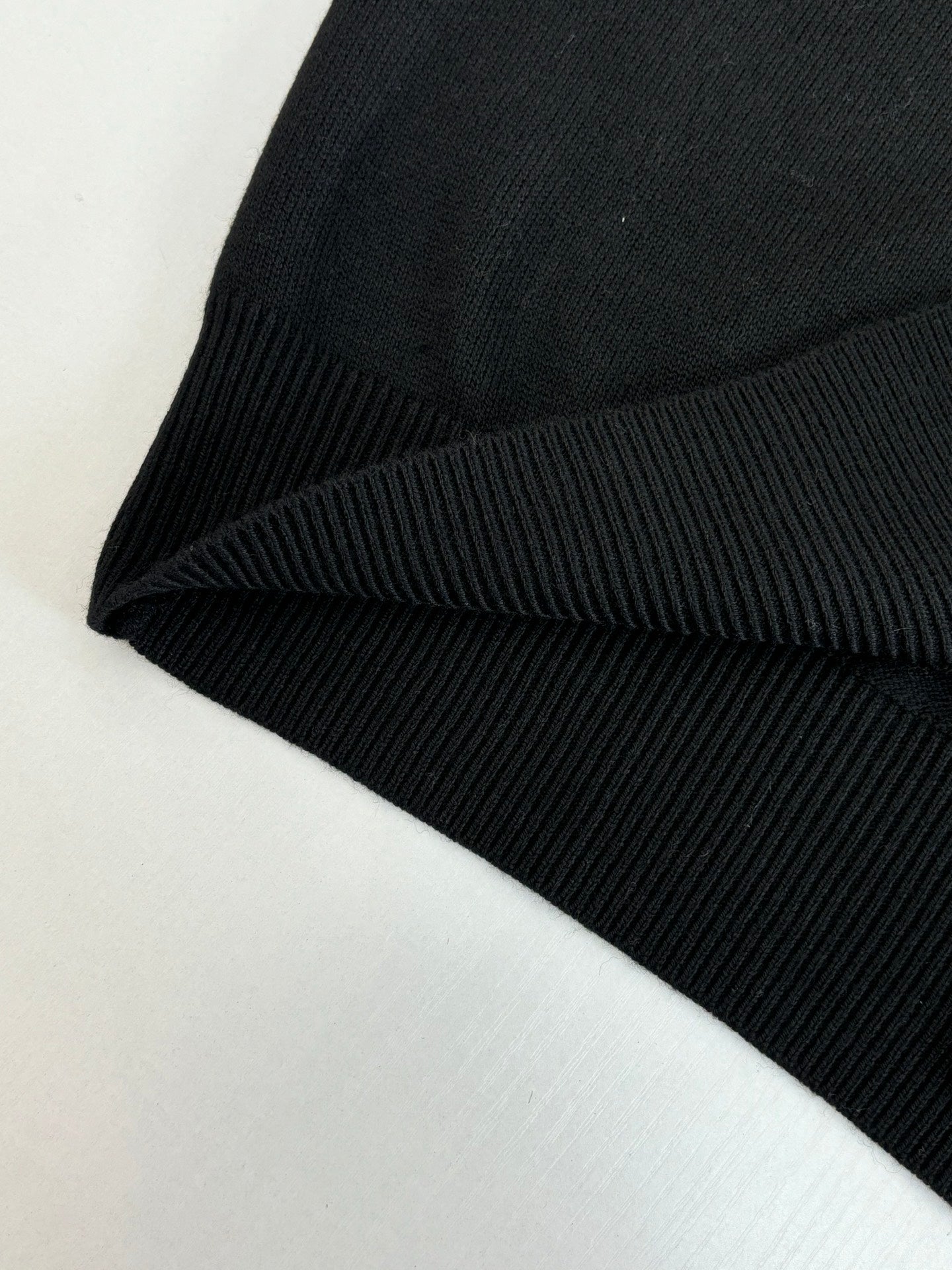 Chain 2 / Burberry Men's Wool Knit
