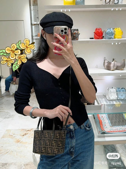 양 공장 / 펜디 스몰 토트백