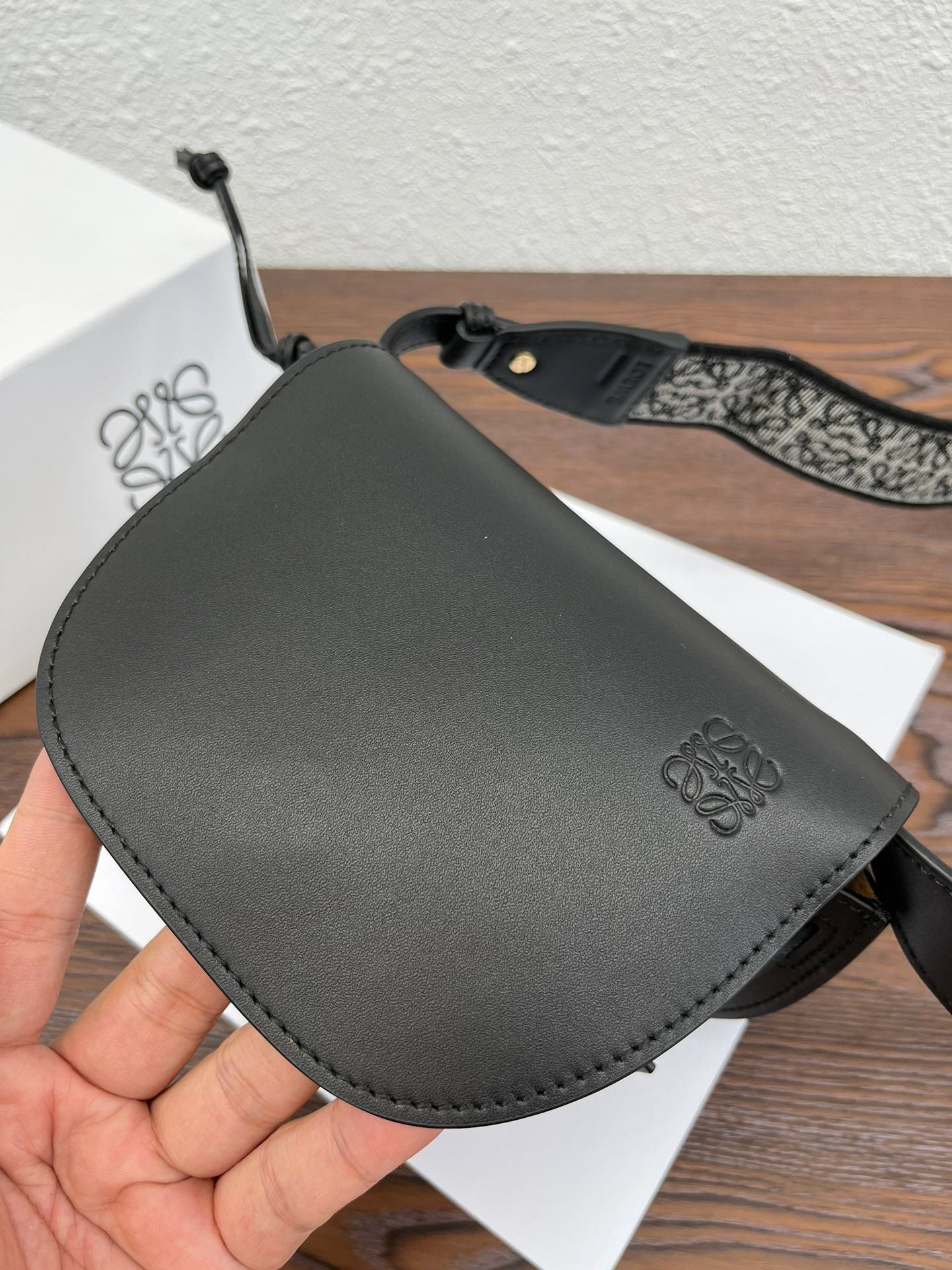 Yang Factory / Loewe Saddle Bag