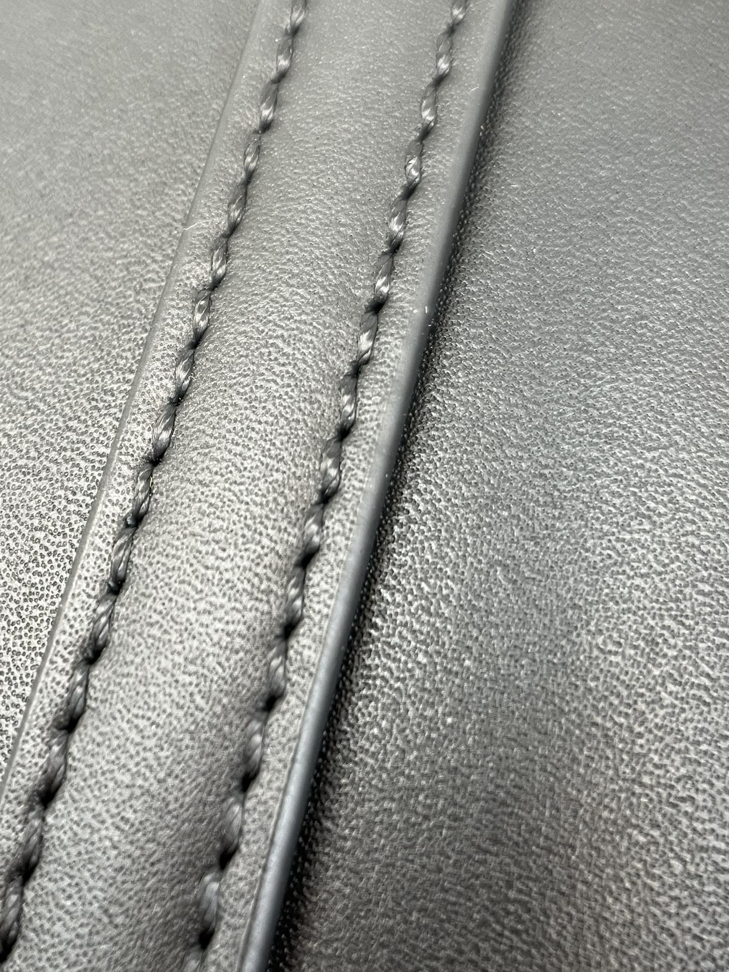 Yang Factory / Loewe Saddle Bag