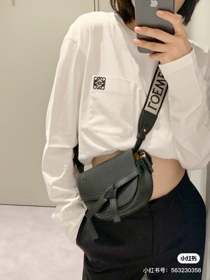 Yang Factory / Loewe Saddle Bag